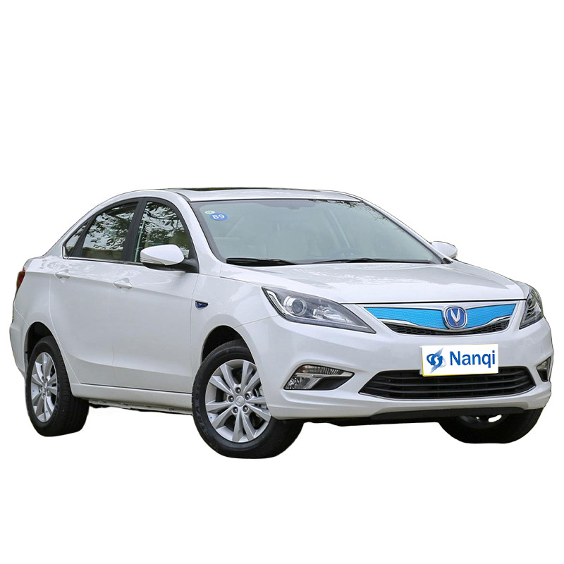 차난 EADO EV 460 뉴 에너지 전기 자동차 4 문 5 좌석 노치백