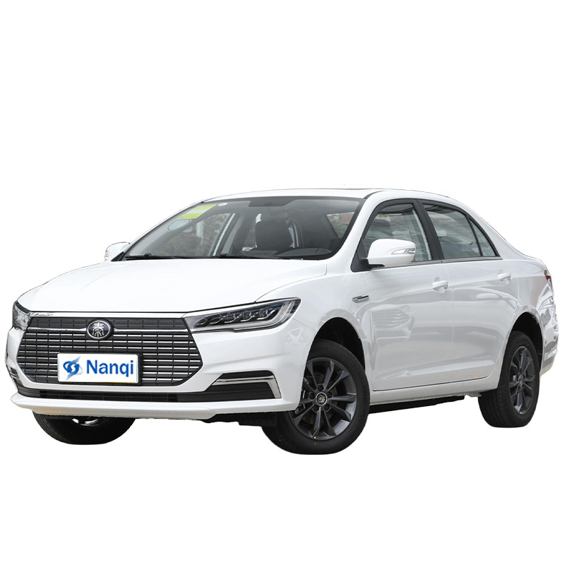 순수 전기 BYD 킨 EV 신 에너지 차량 136P 4도어 5석 세단